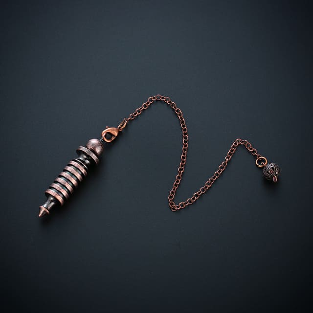 Pendule Egyptien Couleur Bronze